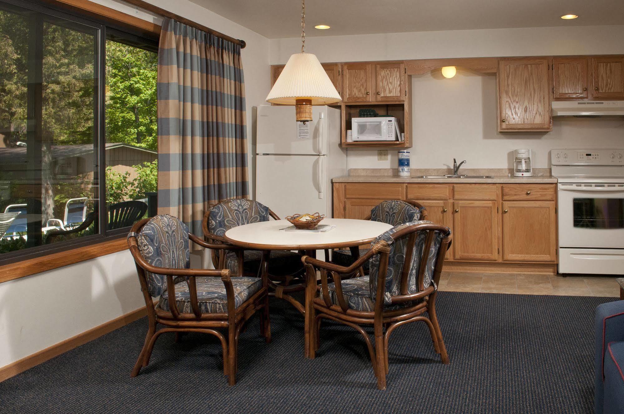 The Shallows Resort Egg Harbor Bagian luar foto